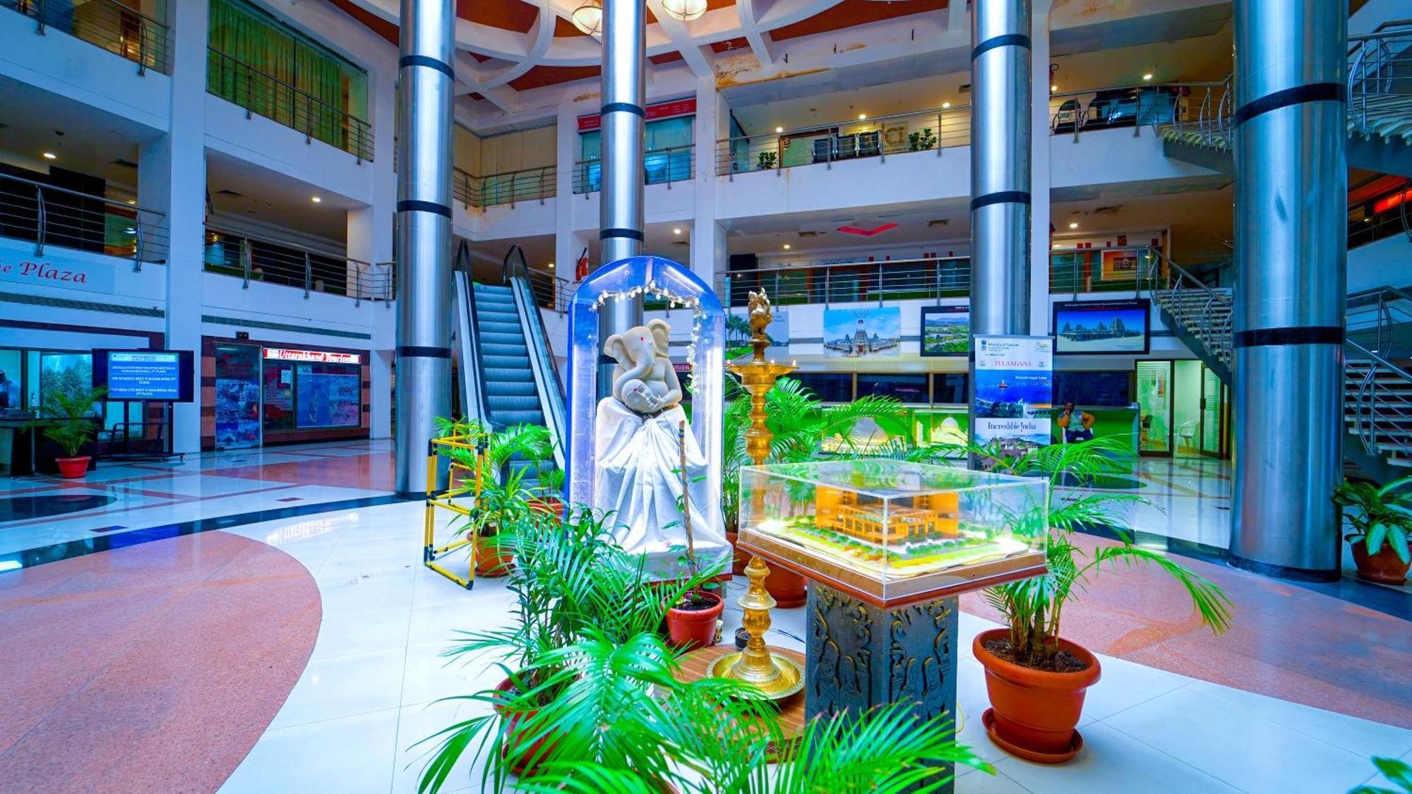 Hotel The Plaza Χιντεραμπάντ Εξωτερικό φωτογραφία